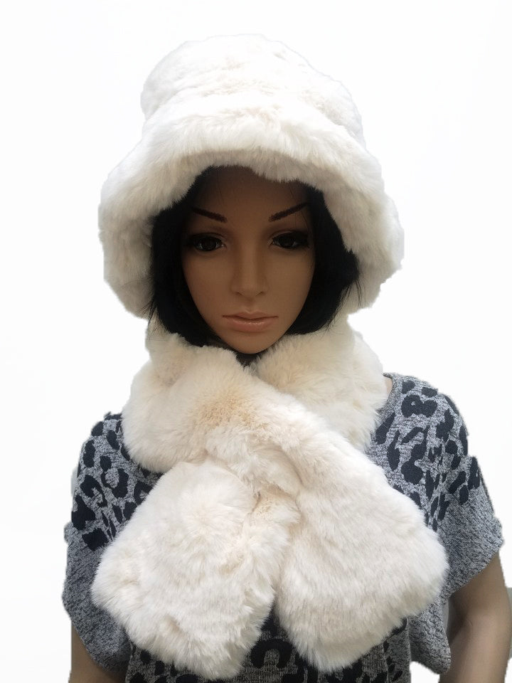 Faux Fur Bucket Hat and Scarf Set (A915)