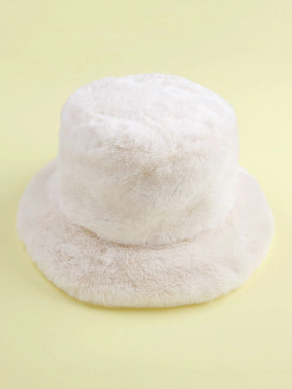 Faux Fur Bucket Hat and Scarf Set (A915)