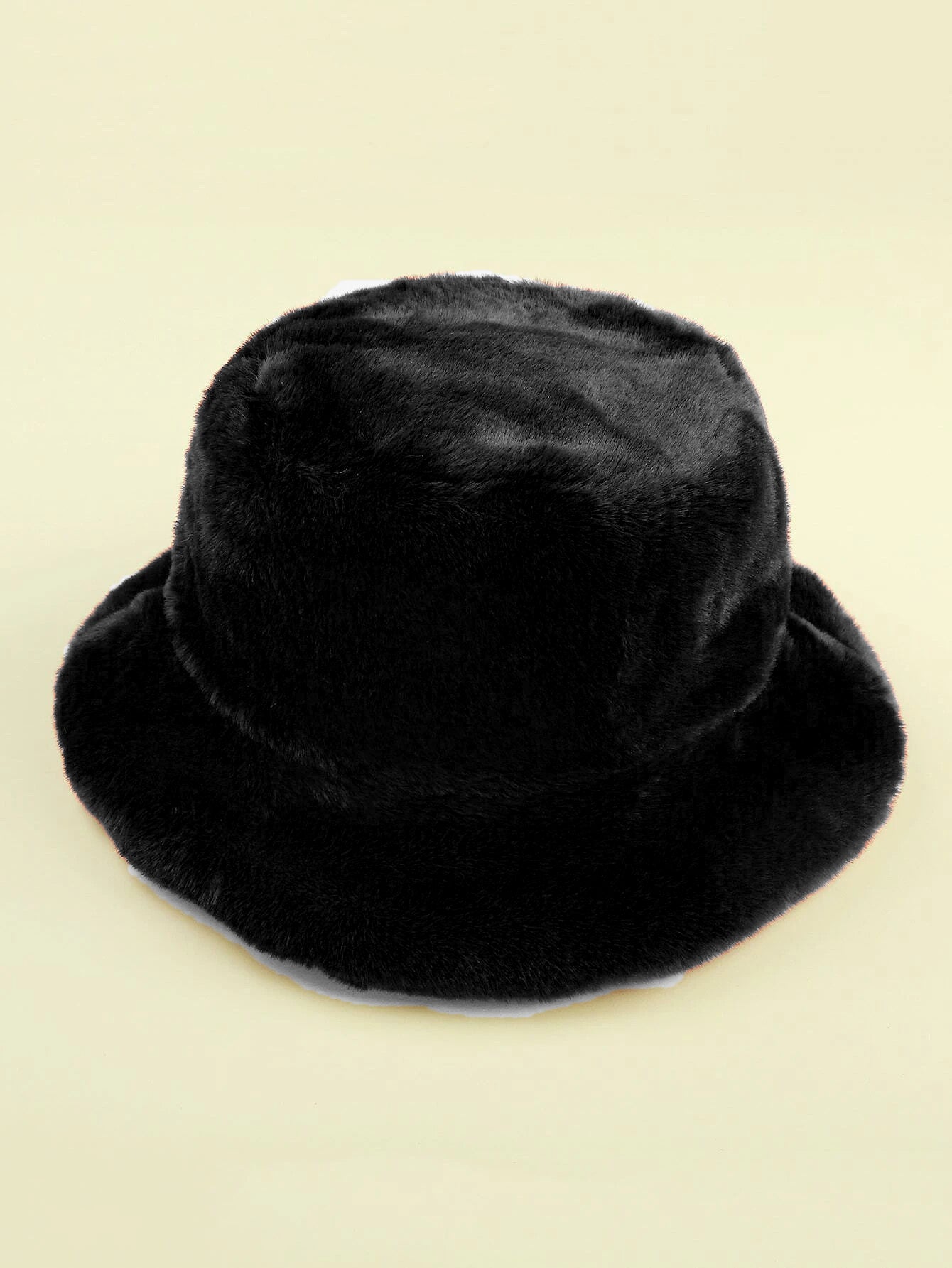 Faux Fur Bucket Hat and Scarf Set (A915)